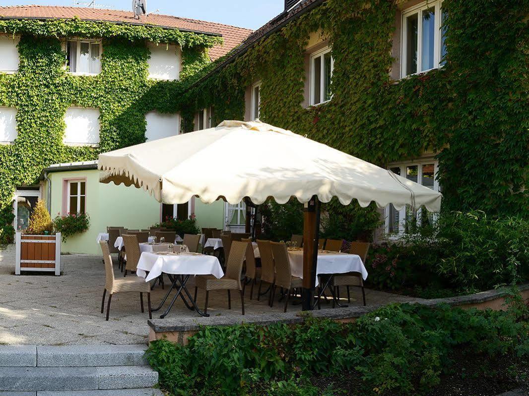 Le Pre Serroux Champagney Exterior photo